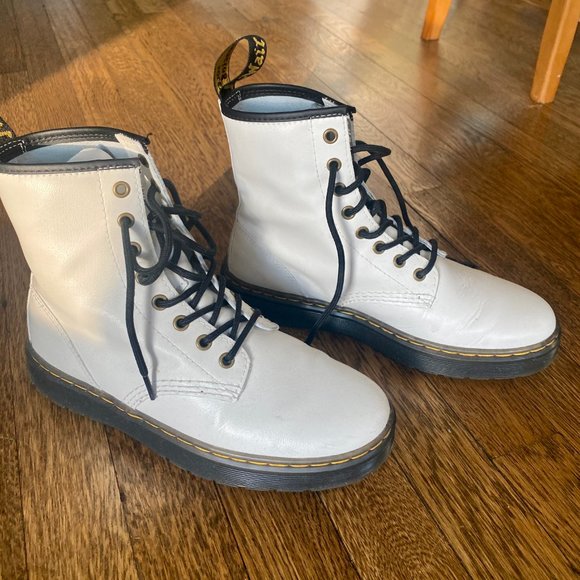 Dr. Martens 1460 Boot — Smooth Leather Lace-up, White Size 9 US - Picture 5 of 5